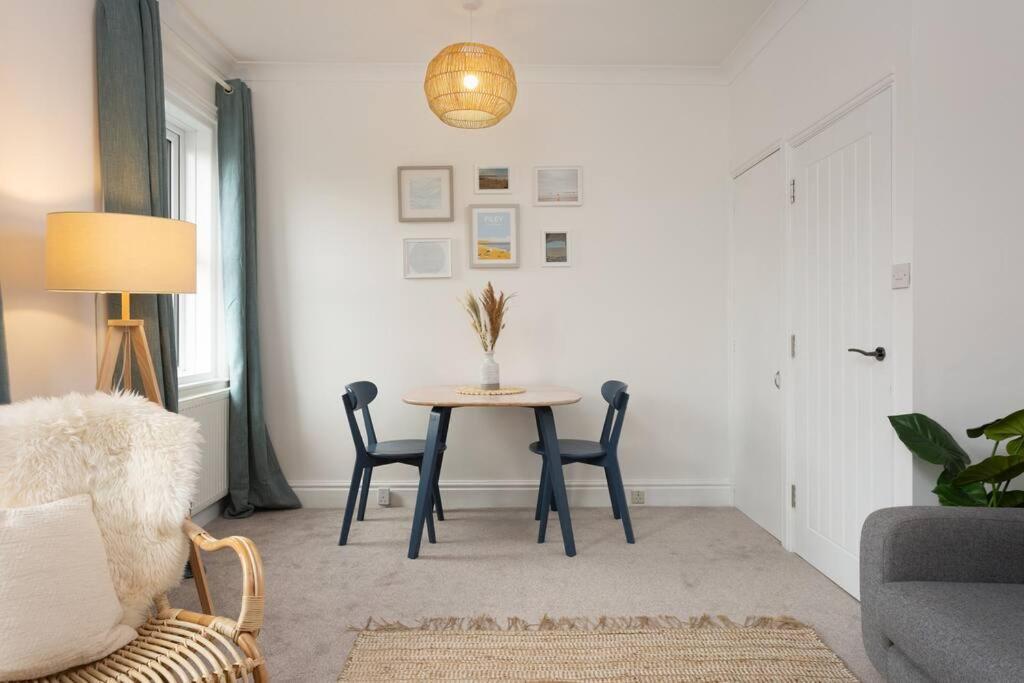 High Tide - Filey Apartment Close To Beach Extérieur photo